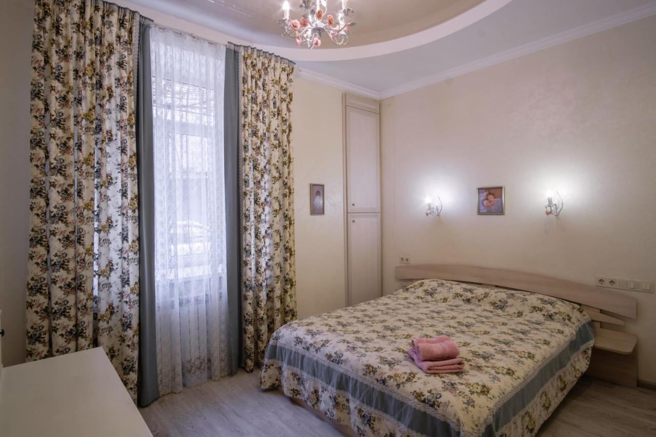 Studio Near Deribasovskaya Одеса Екстериор снимка